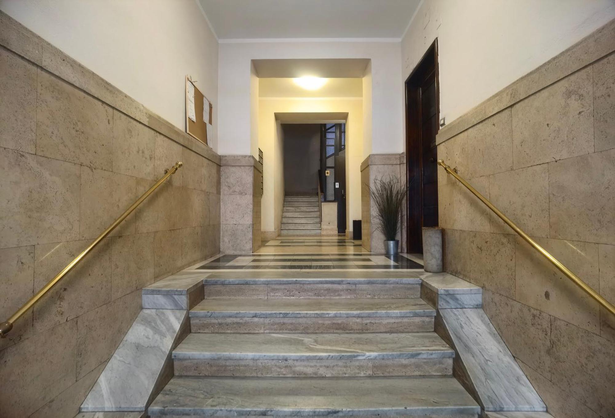 Metro Lodi Apartment Rome Extérieur photo